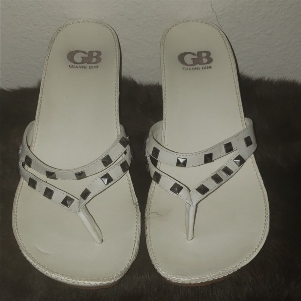 🛍 ***Gianni Bini